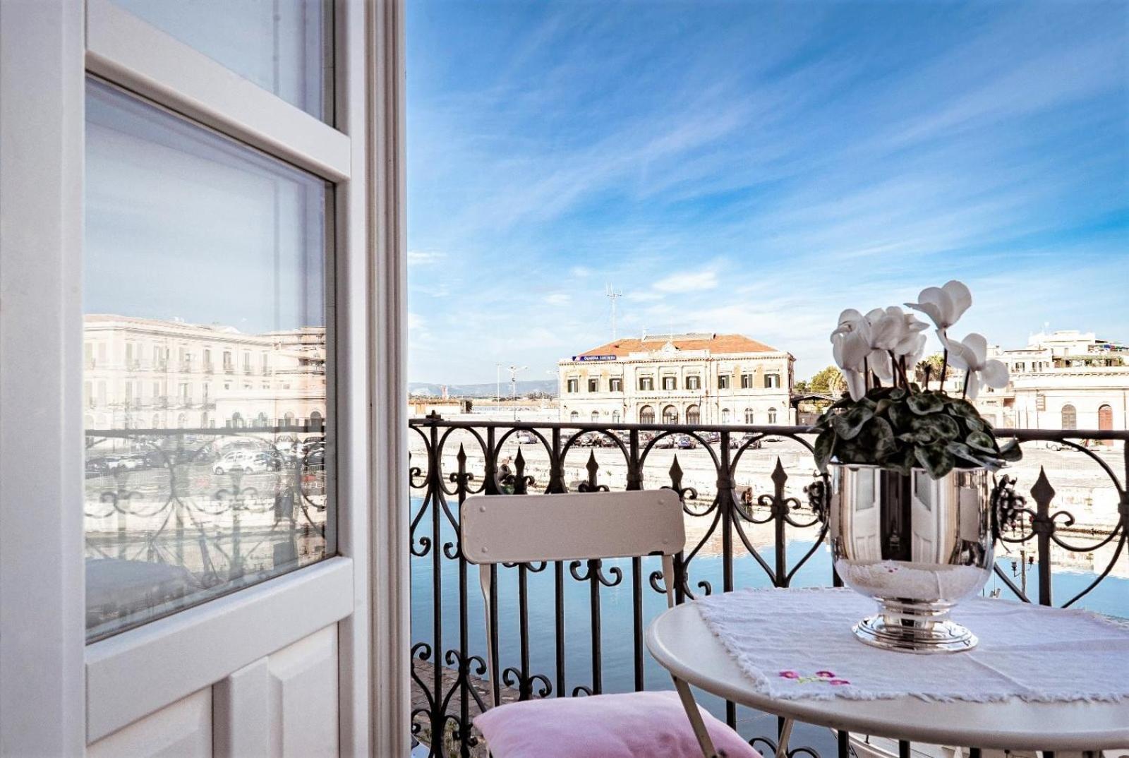 Suite 18, Casa Di Charme In Ortigia Сиракузы Экстерьер фото